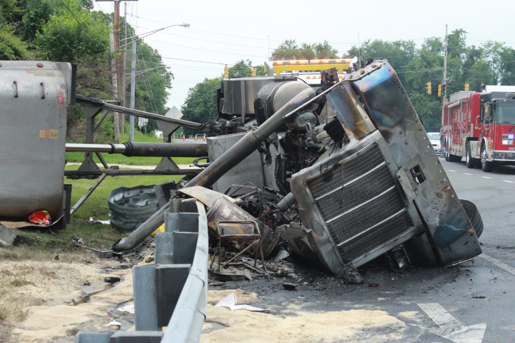 Truck Driver Narrowly Escapes Death In Hockessin, Shuts