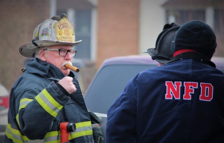 20 Photos – Firefighter Injured During Newark House Fire, Family ...